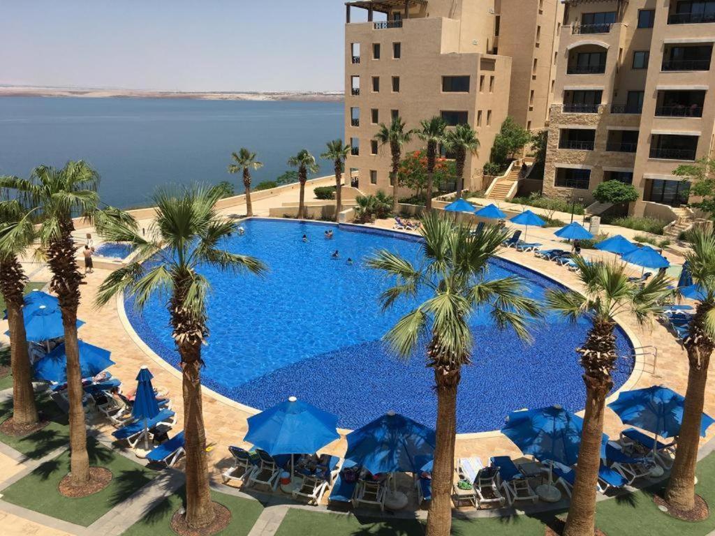 Spacious Apartments With Sea View At Samarah Resort Sweimeh Exteriér fotografie