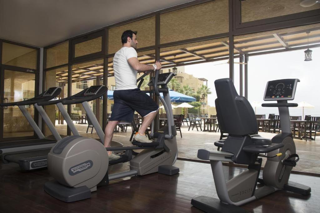 Spacious Apartments With Sea View At Samarah Resort Sweimeh Exteriér fotografie