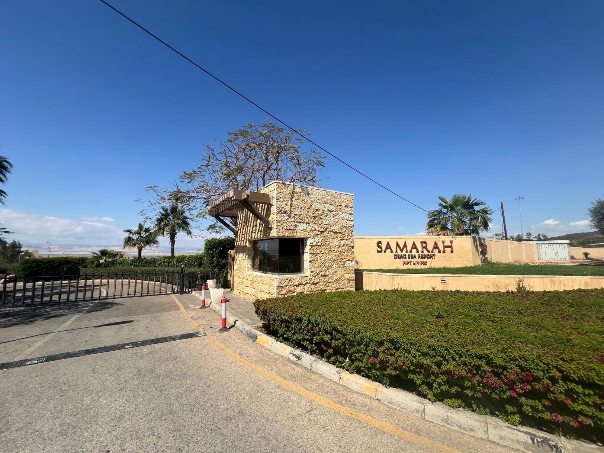 Spacious Apartments With Sea View At Samarah Resort Sweimeh Exteriér fotografie