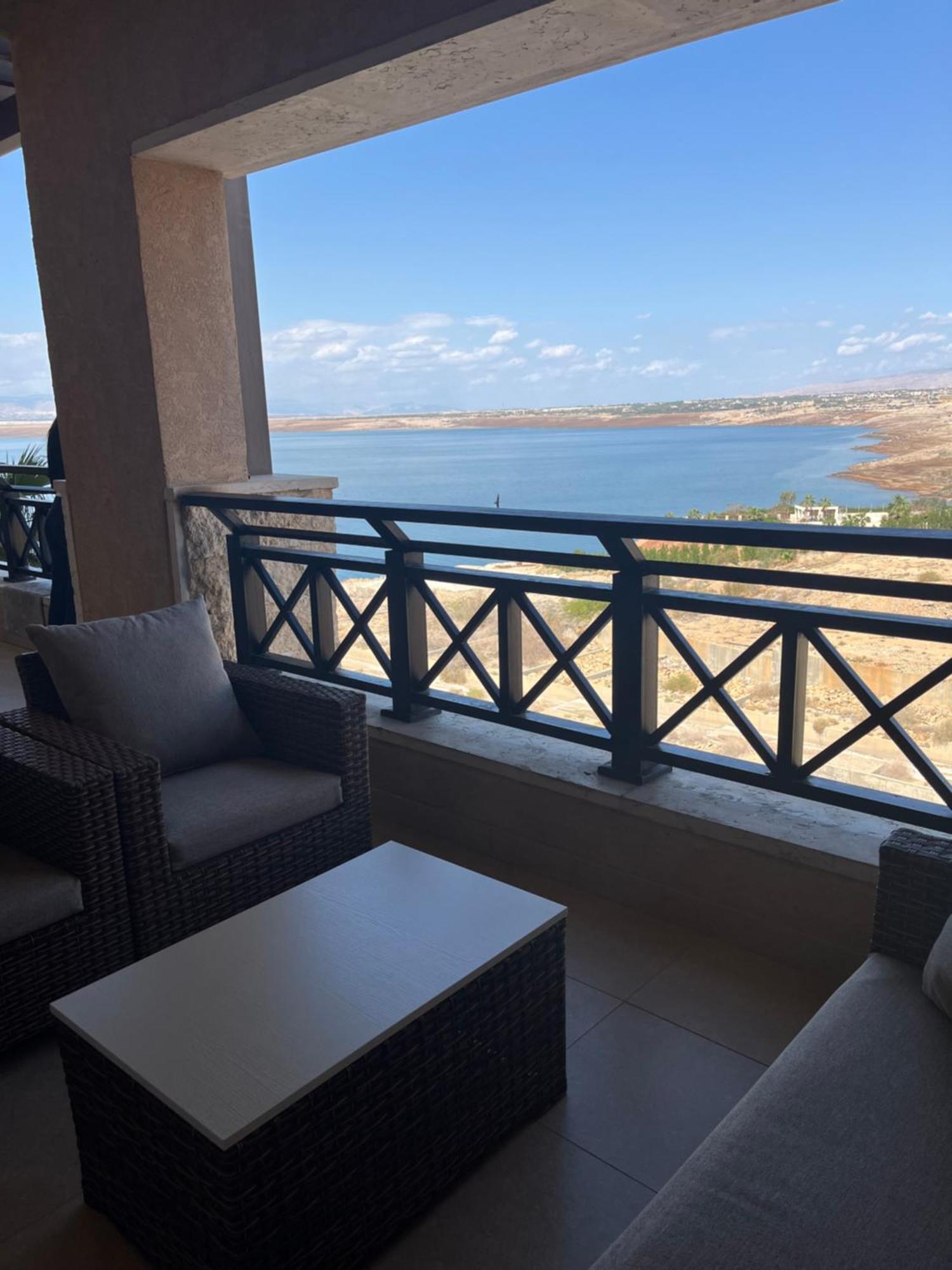 Spacious Apartments With Sea View At Samarah Resort Sweimeh Exteriér fotografie